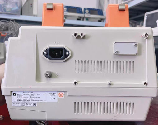 سرویس و تعمیر دیفیبریلتور NIHON KOHDEN TEC-7621C